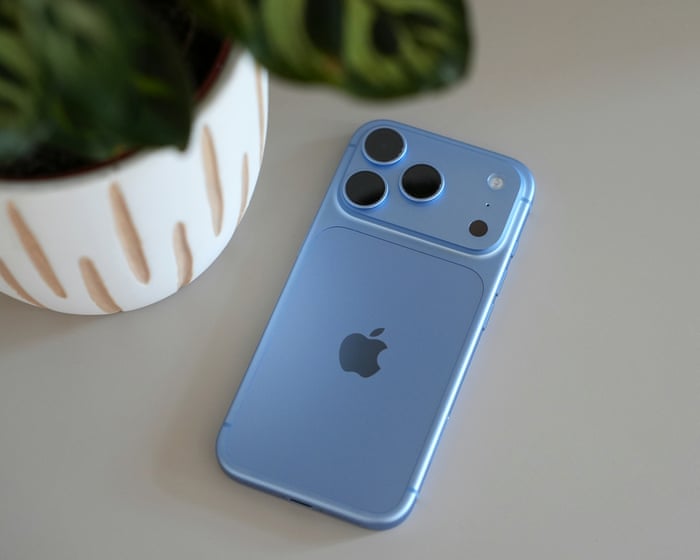 Обзор Apple iPhone 18 Pro: большие изменения при небольших отличиях