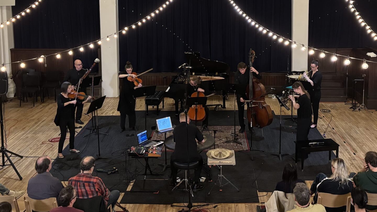 Talea Ensemble: телесность звука в музыке Amadeus Regucera